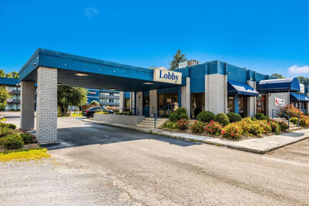Suburban Studios Middlesboro Exterior photo